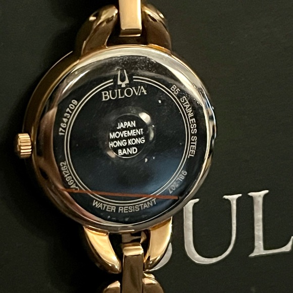 Bulova 98L207 Crystal Analog Display Quartz Rose Gold Watch - Picture 6 of 6